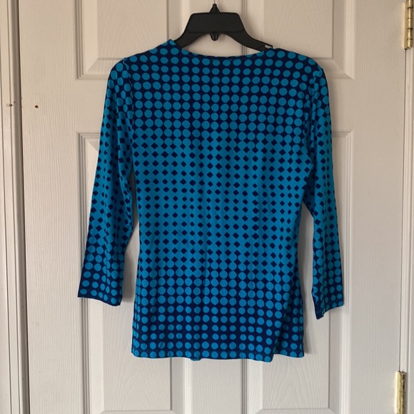 Ann Taylor blouse - soft and comfortable - Size S - Picture 3 of 4